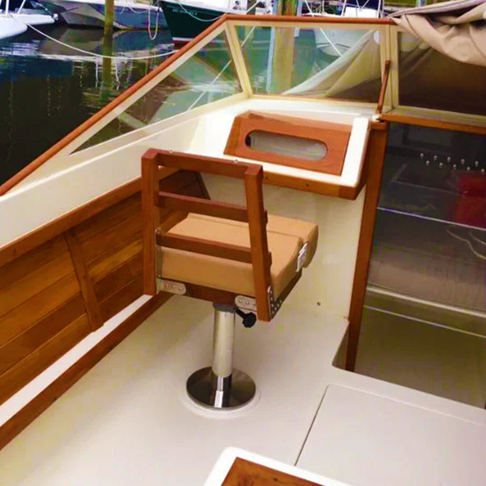 Who Provides Best Custom Boat Seats? - ArrigoniDesign