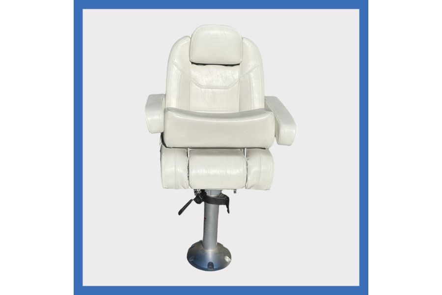 How to Clean And Protect Boat Seats